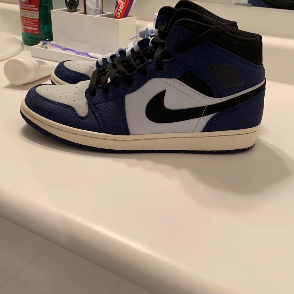 Jordan 1 mid deep royal blue and black
